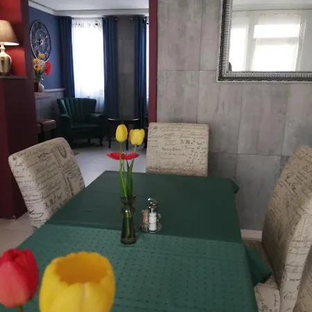 Filsdeger Haz - & Apartmans 2*
