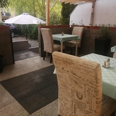 Filsdeger Haz - & Apartmans Eger