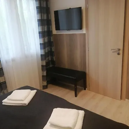 Filsdeger Haz - & Apartmans Bed & Breakfast 2*