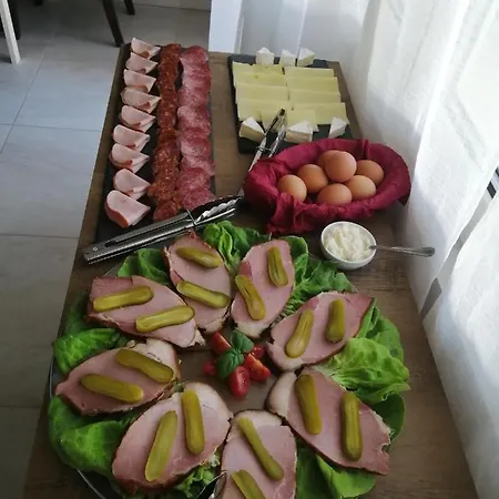 فندق مبيت وإفطار Filsdeger Haz