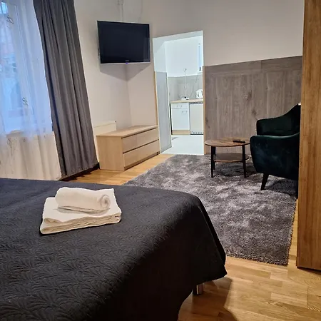 Bed & Breakfast Filsdeger Haz - & Apartmans